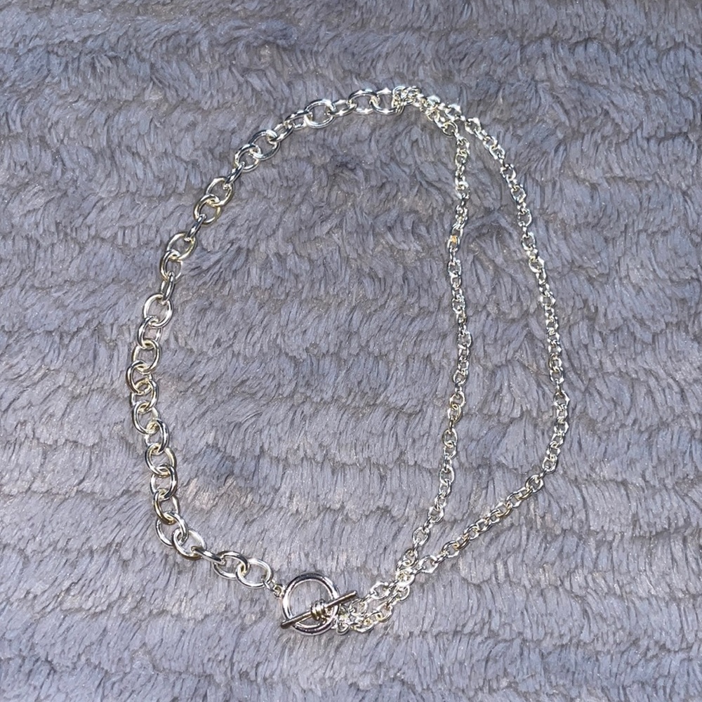 Tilly’s silver necklace